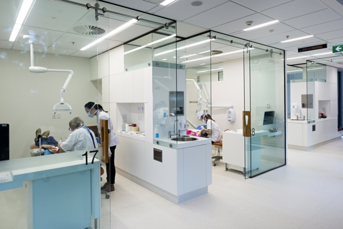 University of Queensland Oral Health Center - 0