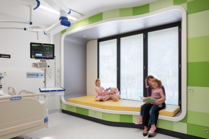 John Hunter Children's Hospital Pediatric Intensive Care Unit - 0