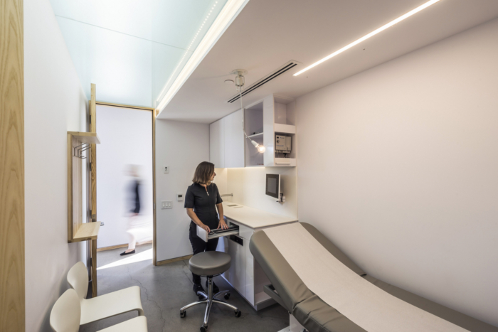 Clinique D diaphane - Light Therapy Clinic - 0