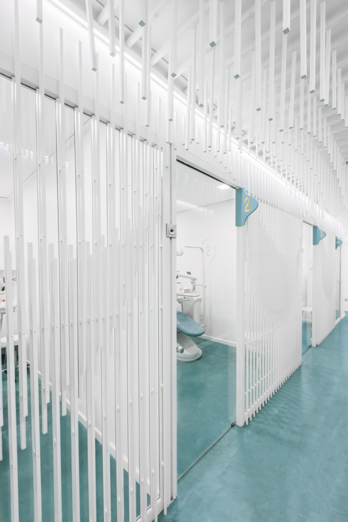 Somriures Dental Clinic - 0
