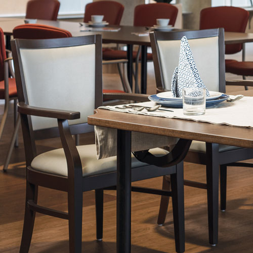 Desmond by Global Furniture Group