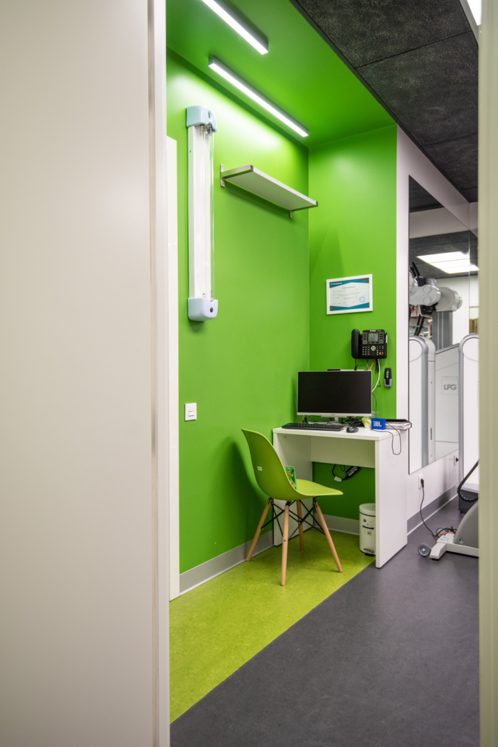 R-plus Multidisciplinary Clinic - 0