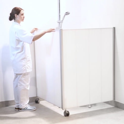 Shower Screen by Silentia