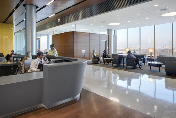 University of Chicago Medicine, Center for Care and Discovery - 0