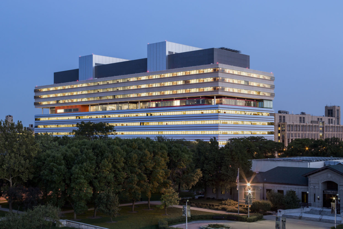 University of Chicago Medicine, Center for Care and Discovery - 0