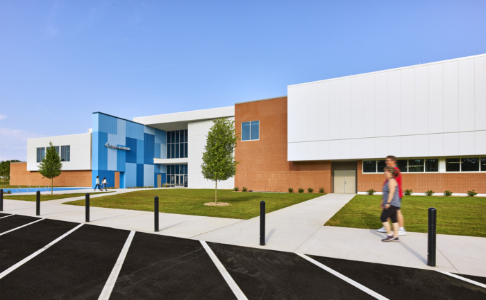 BayCare HealthHub Bloomingdale - 0