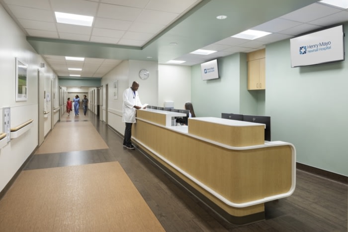 Henry Mayo Newhall Hospital Patient Tower - 0