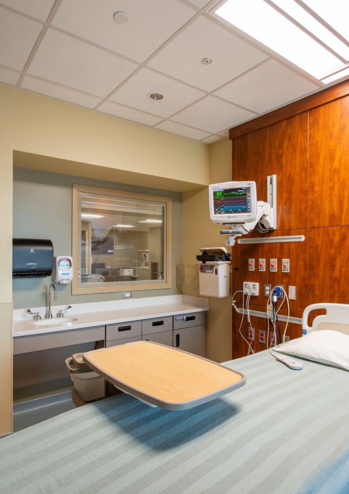 Meritus Medical Center - Regional Infectious Containment Unit - 0