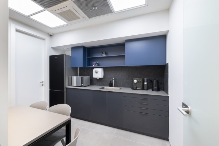 Dr. Lam Dental Clinic - 0