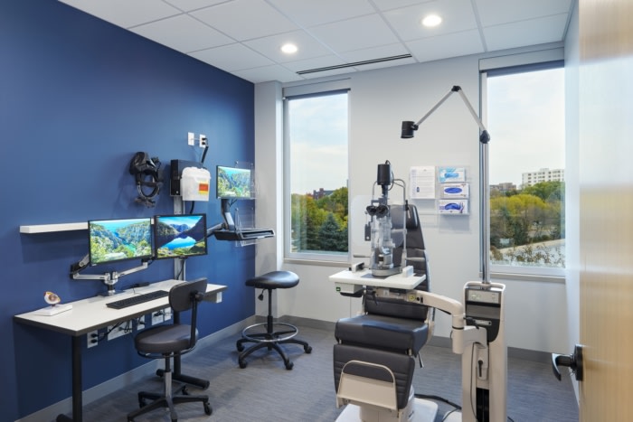 VitreoRetinal Surgery – Edina Clinic - 0
