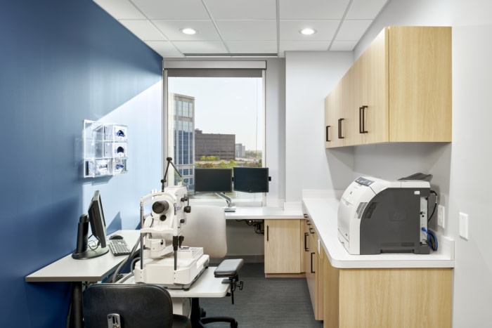 VitreoRetinal Surgery – Edina Clinic - 0