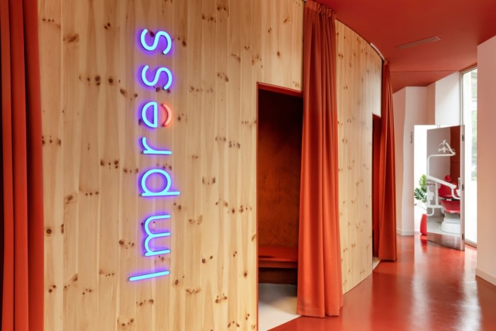 Impress Dental Clinic Milan - 0