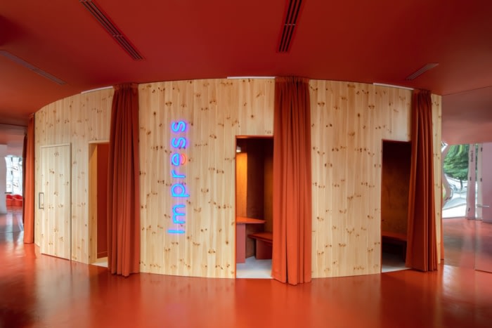 Impress Dental Clinic Milan - 0