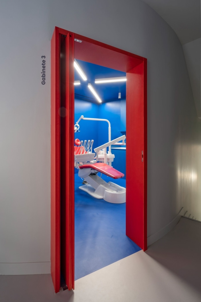 Impress Madrid Teens Dental Clinic - 0