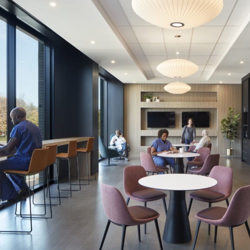 Crystal Clinic Orthopaedic Center
