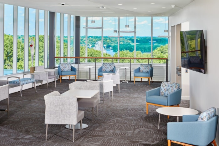 MercyOne Dubuque Cancer Center - 0