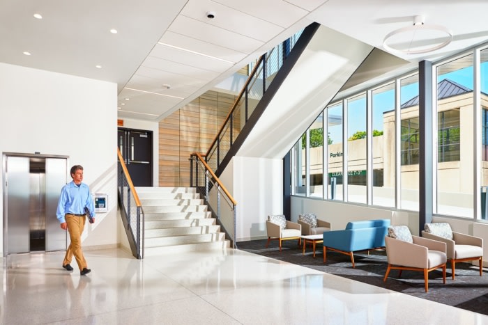 MercyOne Dubuque Cancer Center - 0