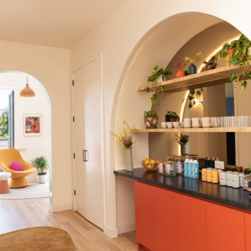 Tia Clinic Los Angeles