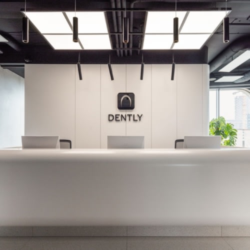 recent Matej Hakár healthcare photography projects