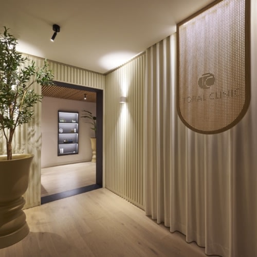 recent Santiago Martín healthcare photography projects
