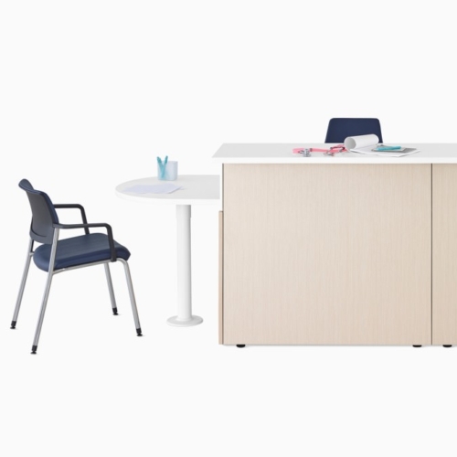 Ethospace Nurses Station by Herman Miller