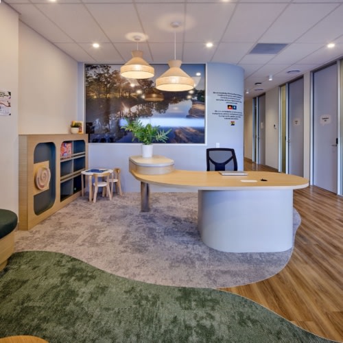 recent Chris Kapa healthcare photography projects